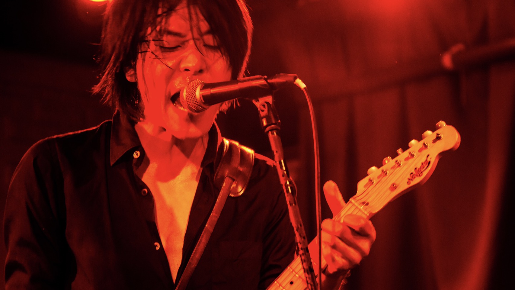 中尾諭介
